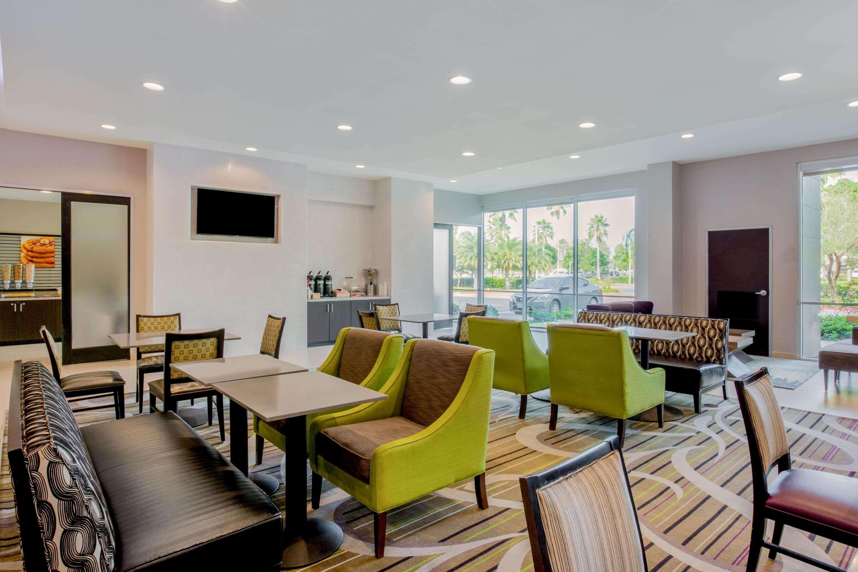 La Quinta By Wyndham Mcallen Convention Center Exterior photo